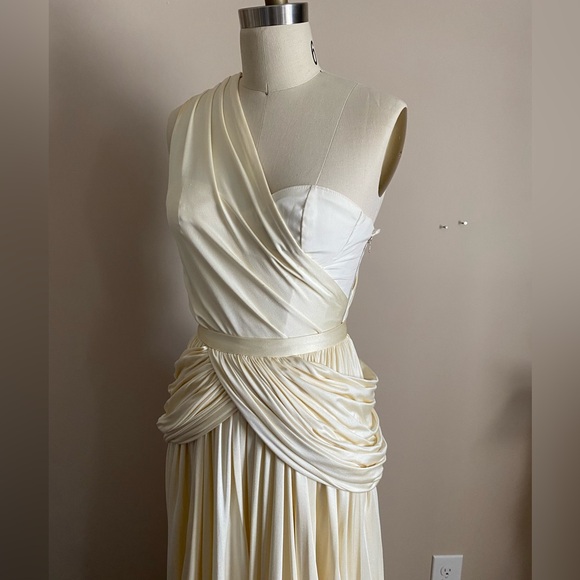 Della Giovanna Ivory 2 piece Draped Bridal Gown Wedding Dress Size 2 - Picture 10 of 16